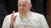 Papa Francisco estável Vaticano