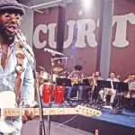 H.E.R. estreia na direção com documentário sobre Curtis Mayfield