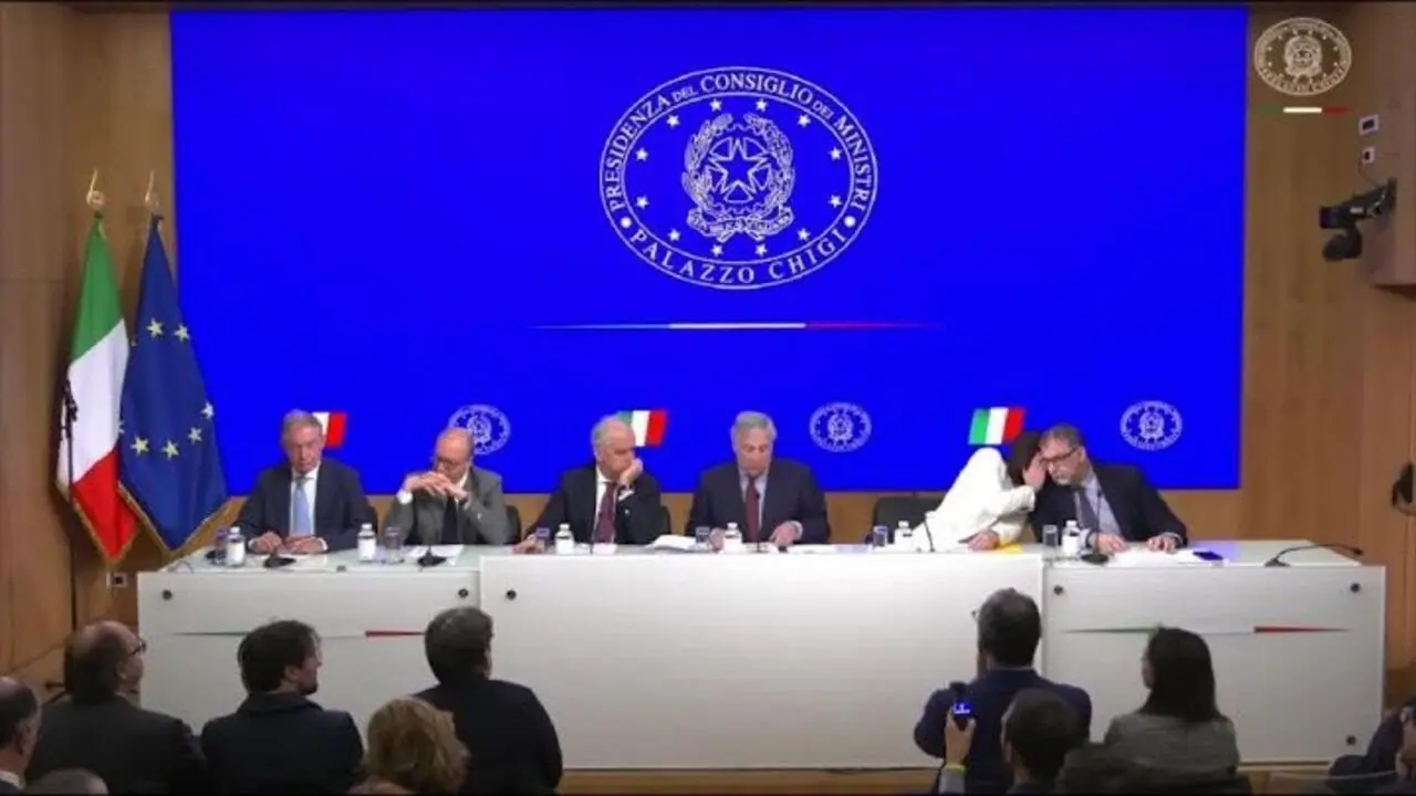 A coletiva de imprensa do governo da Itália sobre mudanças da leis sobre cidadania | Foto: YouTube Governo Italiano