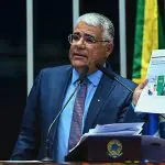 Girão também criticou os gastos do Judiciário