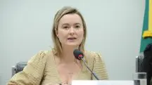 júlia zanatta