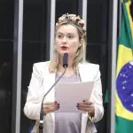 júlia zanatta