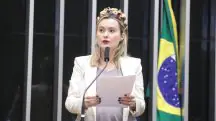 júlia zanatta