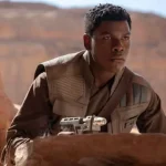 "Star Wars" — John Boyega diz que fãs tóxicos "aceitam negros interpretando o amigo, mas não seus heróis"
