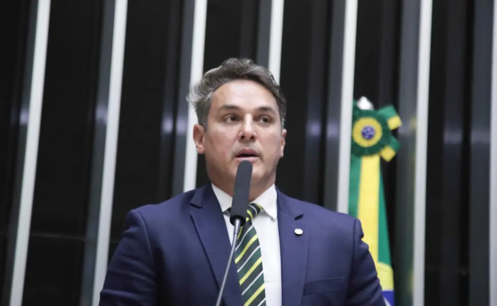 O líder da oposição na Câmara, deputado Luciano Zucco (PL-RS). Opositores pediram a Moraes que conceda prisão domiciliar a presos do 8 de janeiro