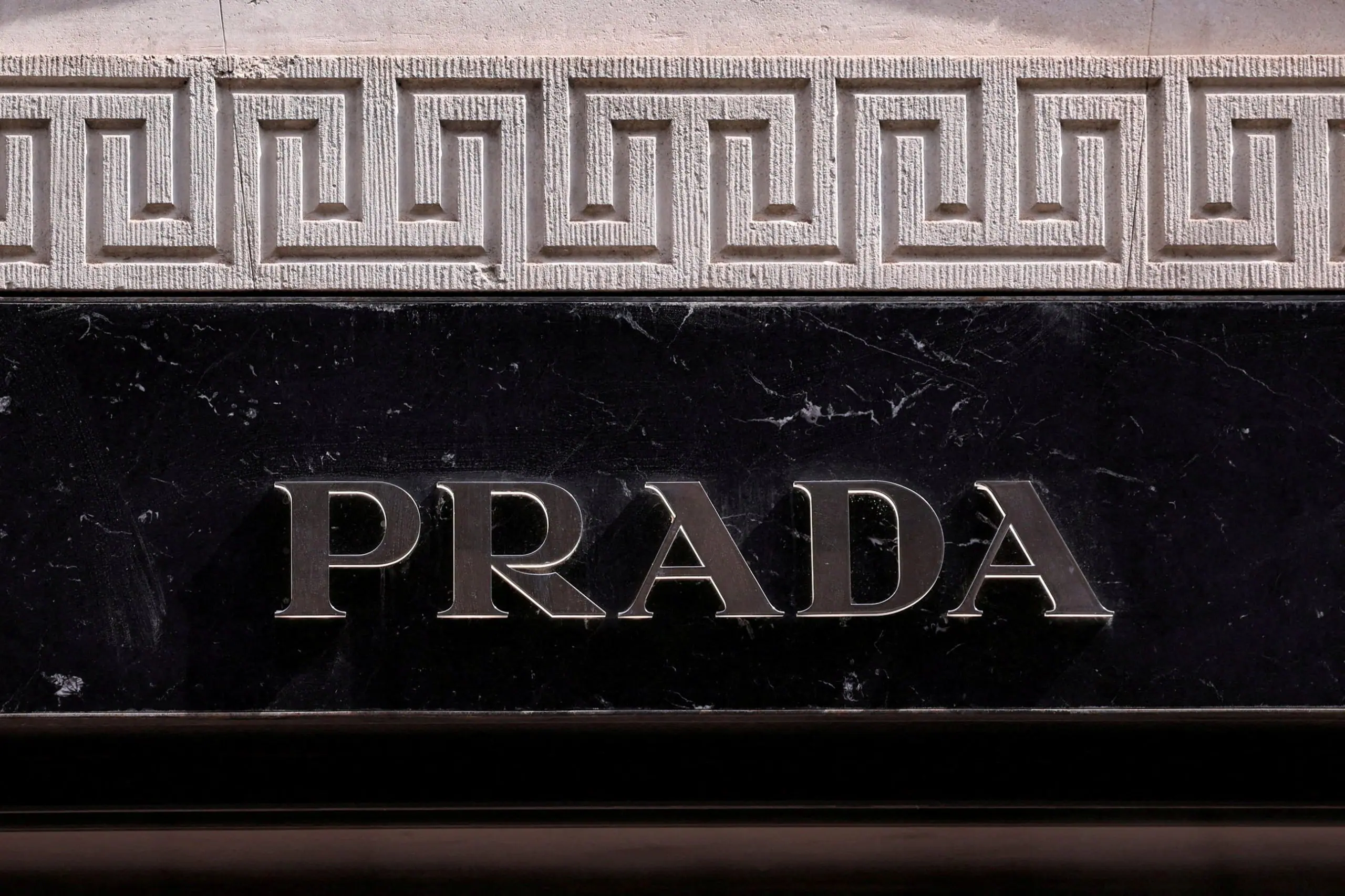 Logo da Prada | Foto: REUTERS/Claudia Greco/File Photo