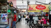 Movimentação de público no Mercado Municipal do Ipiranga, na zona sul da capital paulista, em alusão à nota sobre a percepção da população sobre a economia e os reflexos do governo Lula