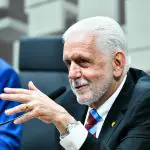 O senador Jaques Wagner (PT-BA) negou qualquer envolvimento do governo Lula nas negociações sobre os envolvidos no 8 de janeiro | Foto: Geraldo Magela/Agência Senado