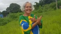 Adalgiza Maria Dourado, presa pelo 8 de janeiro, sofre com depressão profunda, pensamentos suicidas, arritmia cardíaca e comorbidades dentro da prisão | Foto: Reprodução/X