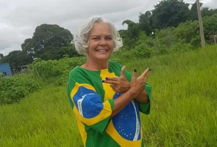 Adalgiza Maria Dourado, presa pelo 8 de janeiro, sofre com depressão profunda, pensamentos suicidas, arritmia cardíaca e comorbidades dentro da prisão | Foto: Reprodução/X