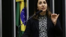 A deputada federal Adriana Ventura (Novo-SP), a líder do partido na Câmara