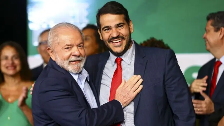O presidente Lula e o advogado-geral da União, Jorge Messias: causa sem relação direta com o governo federal | Foto: Marcelo Camargo/Agência Brasil