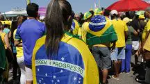 Parlamentares se mobilizam para participar da manifestação em favor da anistia, em São Paulo | Foto: Fernando Frazão/Agência Brasil