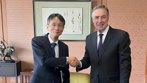 Barroso e o presidente da Suprema Corte do Japão, Yukihiko Imasaki