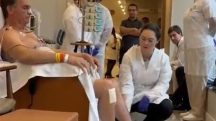 Bolsonaro realizou exercícios de coordenação motora depois de passar por uma cirurgia para remover aderências e corrigir o quadro de subobstrução intestinal | Foto: Reprodução/Redes sociais