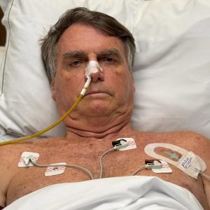Bolsonaro - internação 18-04-25