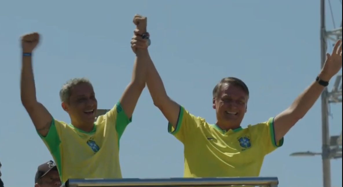 Gustavo Gayer e Jair Bolsonaro na manifestação pela anistia