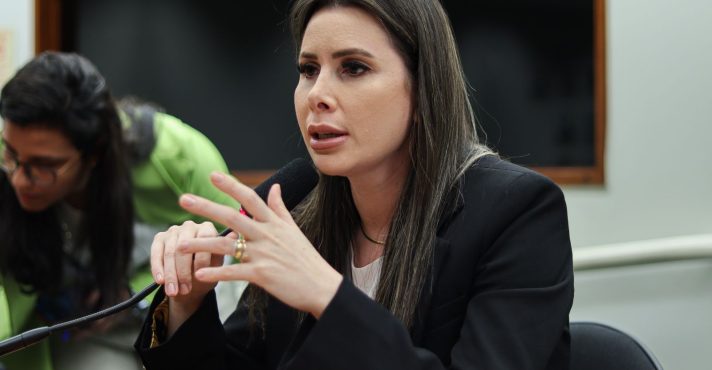 Carol De Toni
