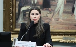 Carol De Toni