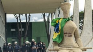 O advogado Hélio Júnior disse que não há comprovação de que Débora dos Santos tenha participado de atos violentos durante a manifestação de 8 de janeiro | Foto: Reprodução/Redes sociais