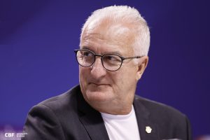E perceber isso ontem, no Maracanã, deve ter sido o grande motivo da preocupação de Dorival, que literalmente 'estava na cara' | Rafael Ribeiro/CBF