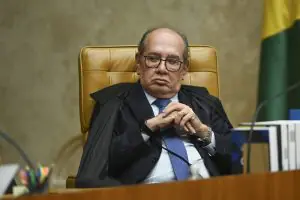 Gilmar Mendes durante sessão no STF