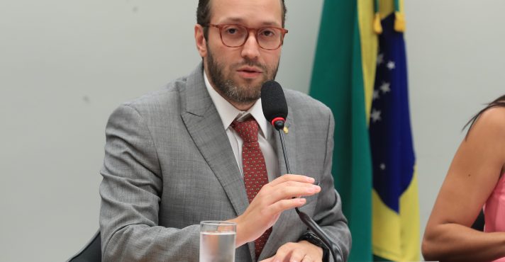 Filipe Barros