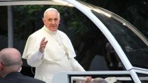 O padre José Eduardo explicou quais serão os passos para a despedida ao papa Francisco | Foto: Reprodução/Flickr