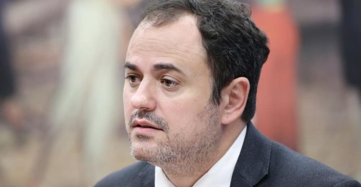 Glauber Braga