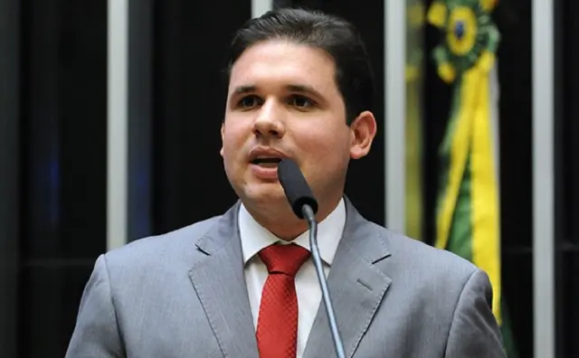 Hugo Motta presidente Câmara defende voto distrital