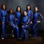 A cantora Katy Perry fez parte de tripulação 100% feminina da Blue Origin