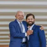 Os esquerdistas Lula da Silva e Gabriel Boric: críticas indiretas a supostas pressões dos Estados Unidos | Foto: PR/Divulgação