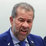 Carlos Lupi em audiência na Câmara dos Deputados