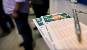 Brasileiros vivem mais uma noite de expectativa com sorteio milionário da Mega-Sena: prêmio de R$ 31 milhões | Foto: LoteriasCaixa/Divulgação