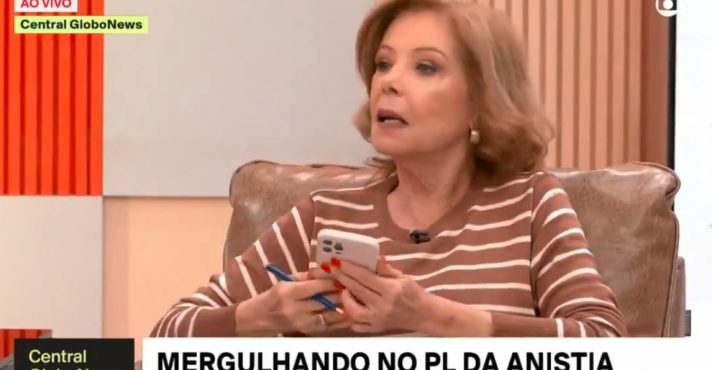 A jornalista da GloboNews durante programa sobre a proposta de anistia aos presos de 8 de janeiro: intervenção de ministro do STF por meio de mensagem instantânea | Foto: Reprodução/Twitter/X