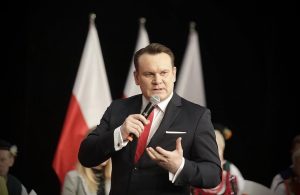 Dominik Tarczynski destacou a experiência que teve sob o comunismo na Polônia para criticar as ações de Moraes | Foto: Reprodução/Instagram