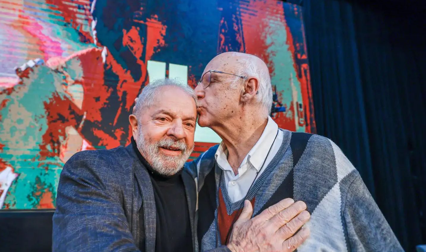 O padre Júlio Lancellotti recebeu o apoio do presidente Luiz Inácio Lula da Silva | Foto: Ricardo Stuckert/Presidência da República