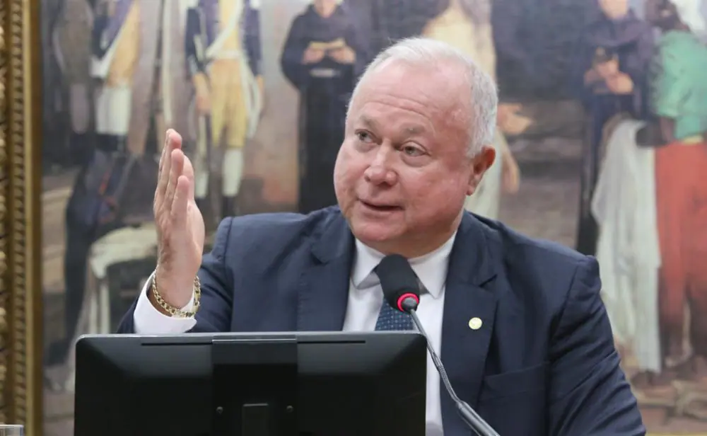 Paulo Azi