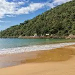 Praia das Laranjeiras, Balneário Camboriú (SC)