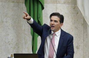 Rubinho Nunes disse que ‘o espaço público está sendo sequestrado pelo crime disfarçado de cultura’ | Foto: Afonso Braga/Câmara Municipal de São Paulo