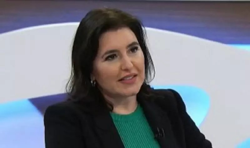 Em agosto de 2022, a então presidenciável Simone Tebet mudou de opinião, sobre o voto impresso: dois meses depois, ela passaria a apoiar Lula, cuja eleição até hoje é motivo de desconfiança de parte do eleitorado | Foto: Reprodução/Twitter/X