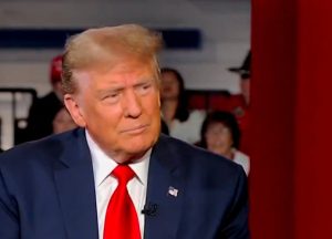 A visita do governo Trump reforça a ideia de combate à censura | Foto: Reprodução/YouTube