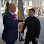 Trump aponta para Zelensky: presidente dos EUA segue insatisfeito com os esforços de Kiev na contenção dos conflitos com a Rússia | Foto: Reprodução/Twitter/X