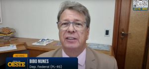 O deputado federal Bibo Nunes (PL-RS), em entrevista ao Jornal da Oeste | Foto: Reprodução/YouTube/Revista Oeste