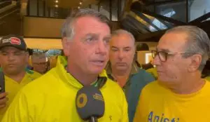bolsonaro e silas malafaia - revista oeste