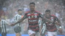 bruno henrique atacante do flamento - milton neves
