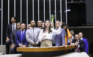 carol de toni e deputados do PL