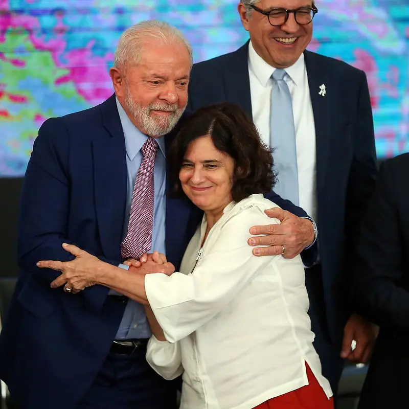 Nísia Trindade e Lula