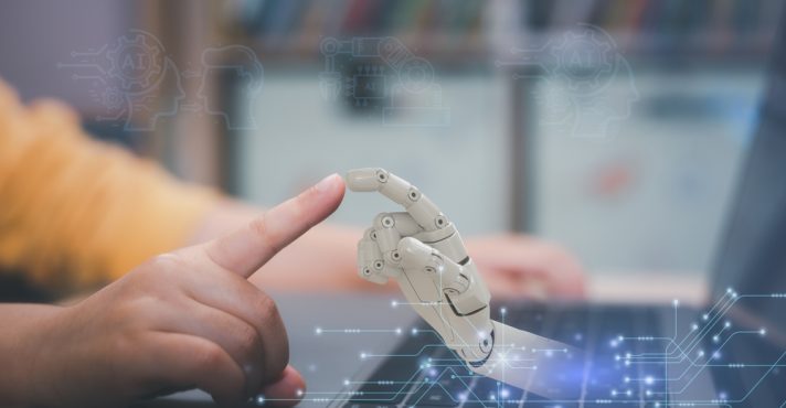 Atrasar o futuro do Brasil é trabalho profissional