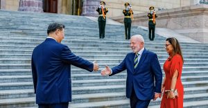 Presidente Lula e Xi Jinping, presidente da República Popular da China e a primeira-dama do Brasil, Janja